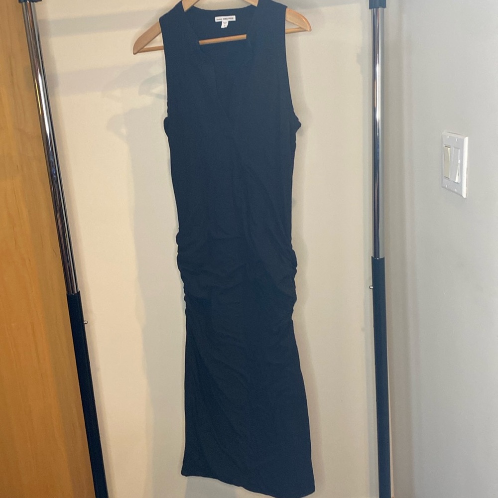 James Perse v neck ruched dress